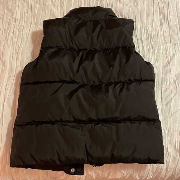 Black puffer vest - Picture 2 of 3